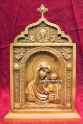 Центральная икона Пресвятая Богородица Казанская
