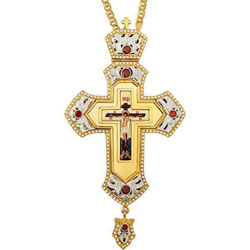 Крест для священнослужителя латунный с литьевым распятием в позолоте и с цепью