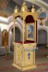 Красивый православный жертвенник для храма с сенью и куполами
